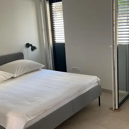 Solaris Apartman *