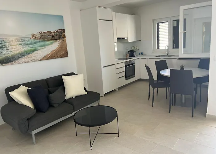 Solaris Apartment